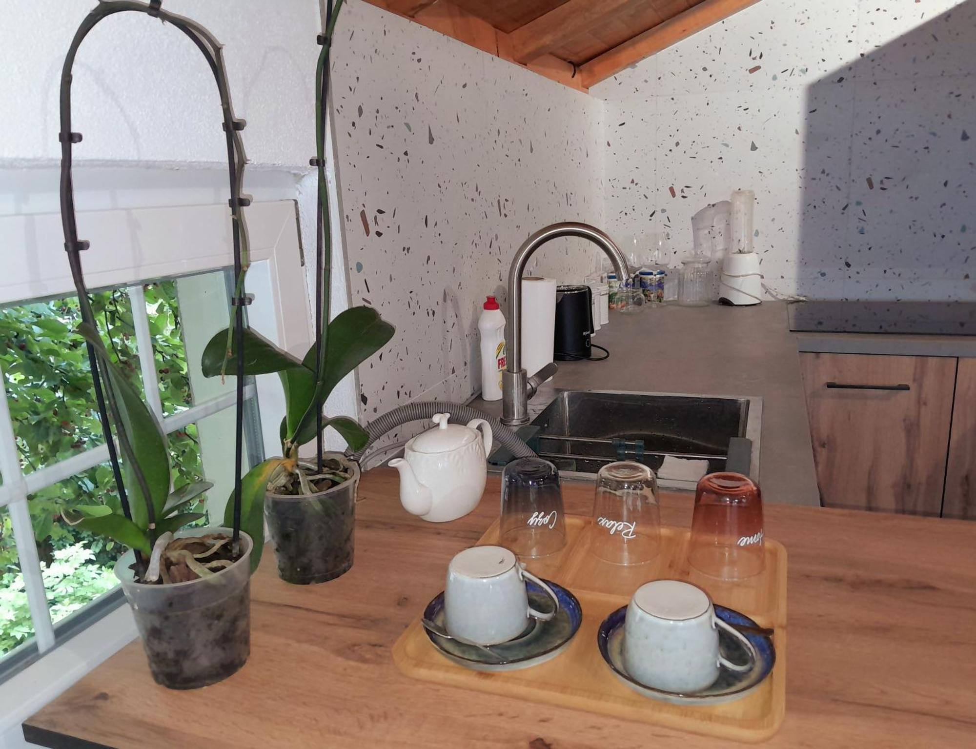 Mati Apartments Prishtina Пристина Екстериор снимка