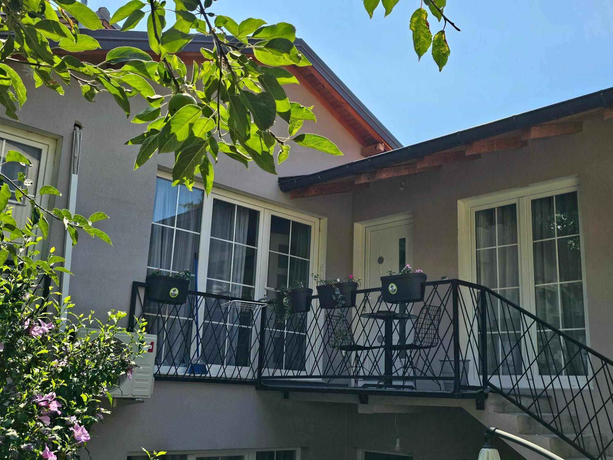 Mati Apartments Prishtina Пристина Екстериор снимка